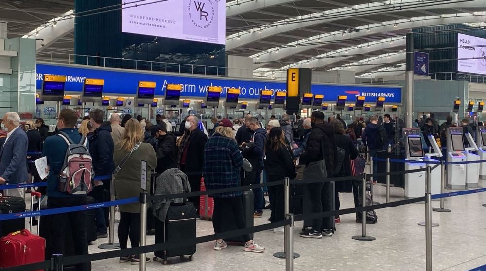 Kaos ne Britani, anulohen dhjetera fluturime per shkak te motit te keq